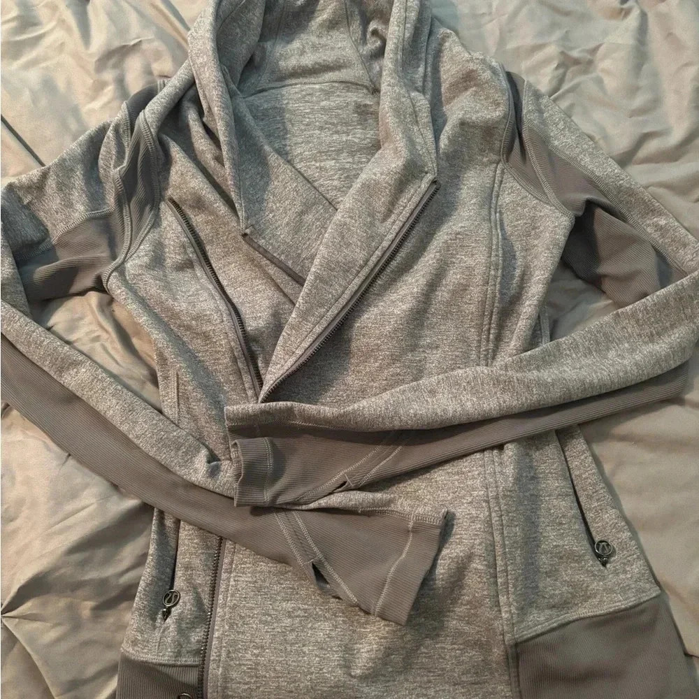 Lululemon athletica moto zip active jacket gray